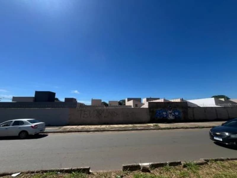Foto 1 de 10: Casa em leilão em Aparecida De Goiânia - GO, bairro Pontal Sul - Acréscimo — Casa - Aparecida de Goiânia - GO