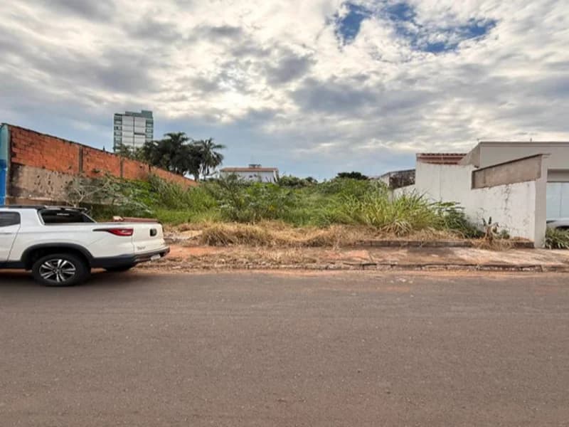Foto 3 de 8: Terreno em leilão em Rio Verde - GO, bairro Jardim Marconal — Terreno - Rio Verde - GO