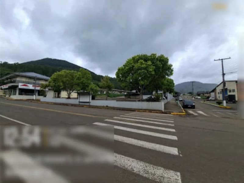 Foto 41 de 51: Comercial em leilão em Poço Das Antas - RS, bairro Centro — Prédio - Poço Das Antas - RS
