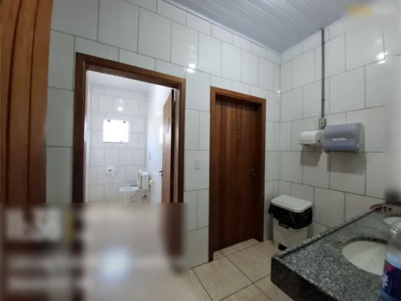 Foto 5 de 51: Comercial em leilão em Poço Das Antas - RS, bairro Centro — Prédio - Poço Das Antas - RS