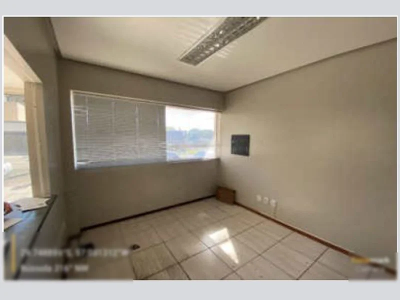 Foto 3 de 11: Comercial em leilão em Uruguaiana - RS, bairro Centro — Prédio - Uruguaiana - RS