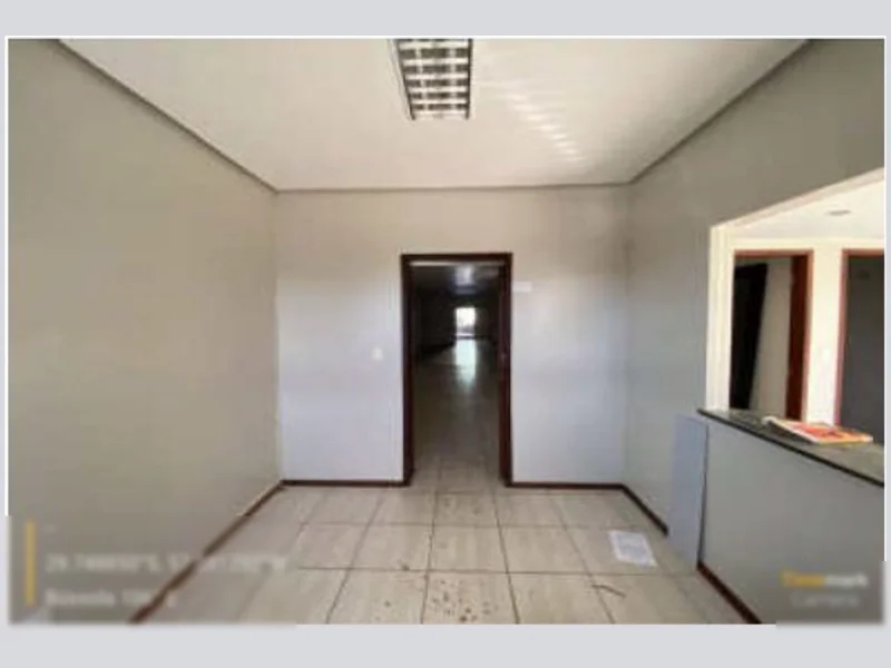 Foto 4 de 11: Comercial em leilão em Uruguaiana - RS, bairro Centro — Prédio - Uruguaiana - RS