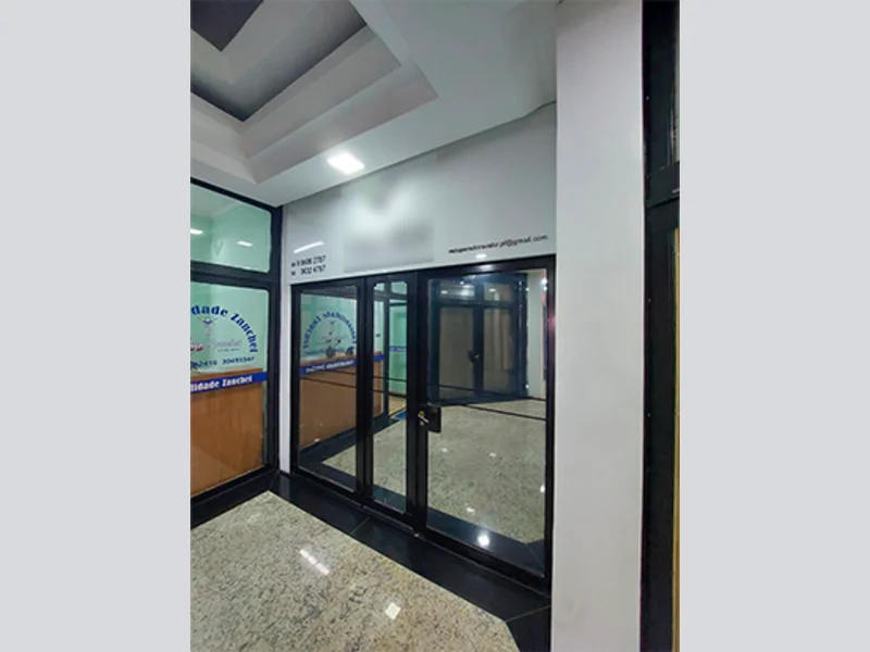 Foto 6 de 10: Comercial em leilão em Passo Fundo - RS, bairro Centro — Sala - Passo Fundo - RS