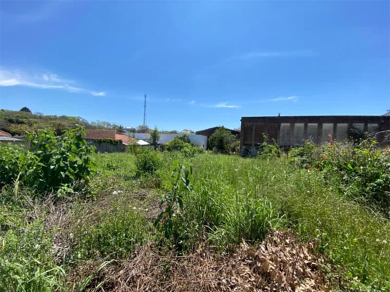 Foto 1 de 15: Terreno em leilão em Vera Cruz - RS, bairro Centro — Terreno - Vera Cruz - RS