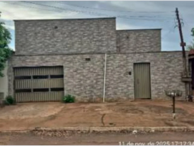 Foto 1 de 3: Casa em leilão em Iporá - GO, bairro Vila Brasilia — Casa - Iporá - GO
