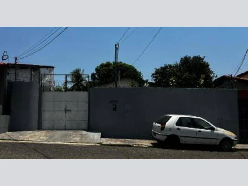Foto 3 de 5: Casa em leilão em Teresina - PI, bairro Ilhotas — Casa - Teresina - PI