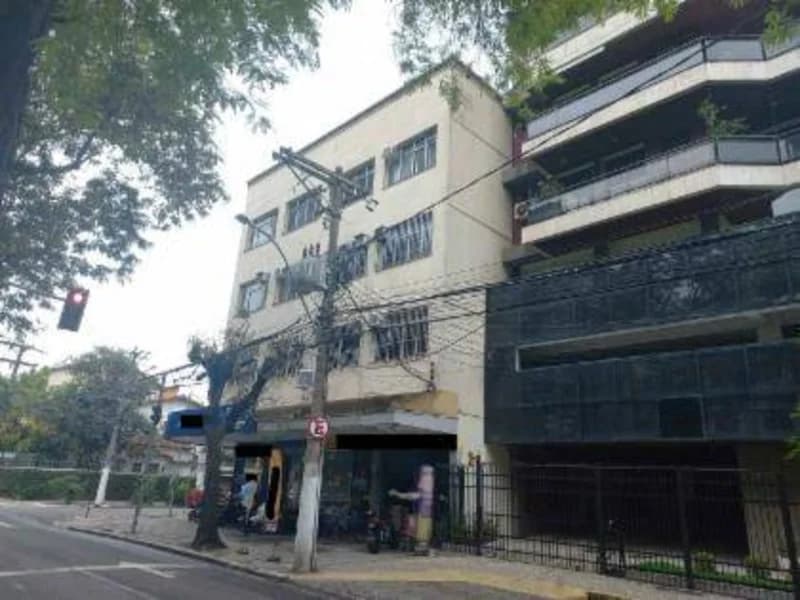 Foto 2 de 3: Apartamento em leilão em Niterói - RJ, bairro Icarai — Apartamento - Niterói - RJ