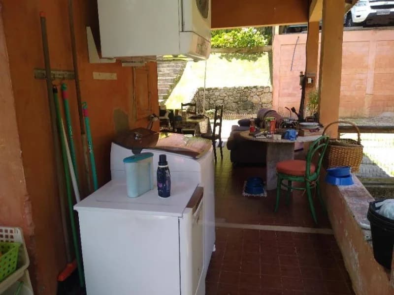 Foto 10 de 16: Casa em leilão em Carapicuíba - SP, bairro Chácara das Paineiras — Casa - Carapicuíba - SP
