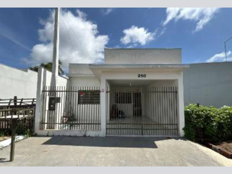 Foto 4 de 4: Casa em leilão em Junqueirópolis - SP, bairro Centro — Casa - Junqueirópolis - SP
