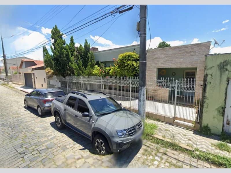 Foto 6 de 8: Casa em leilão em Lorena - SP, bairro Centro — Casa - Lorena - SP
