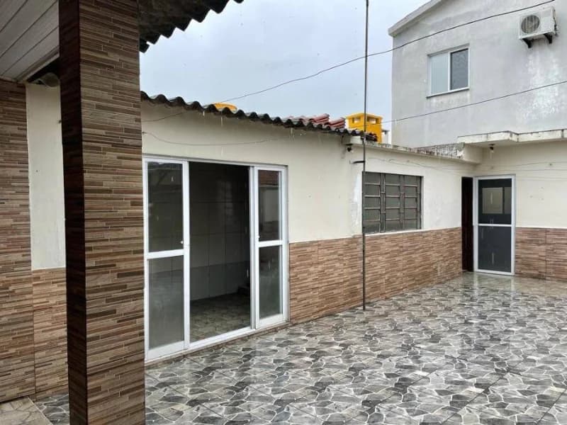 Foto 8 de 24: Casa em leilão em Pelotas - RS, bairro Três Vendas — Casa - Pelotas - RS