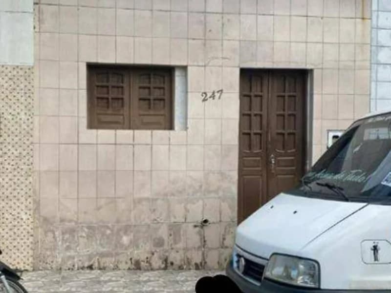 Foto 1 de 31: Casa em leilão em Bezerros - PE, bairro São Sebastião — Casa - Bezerros - PE