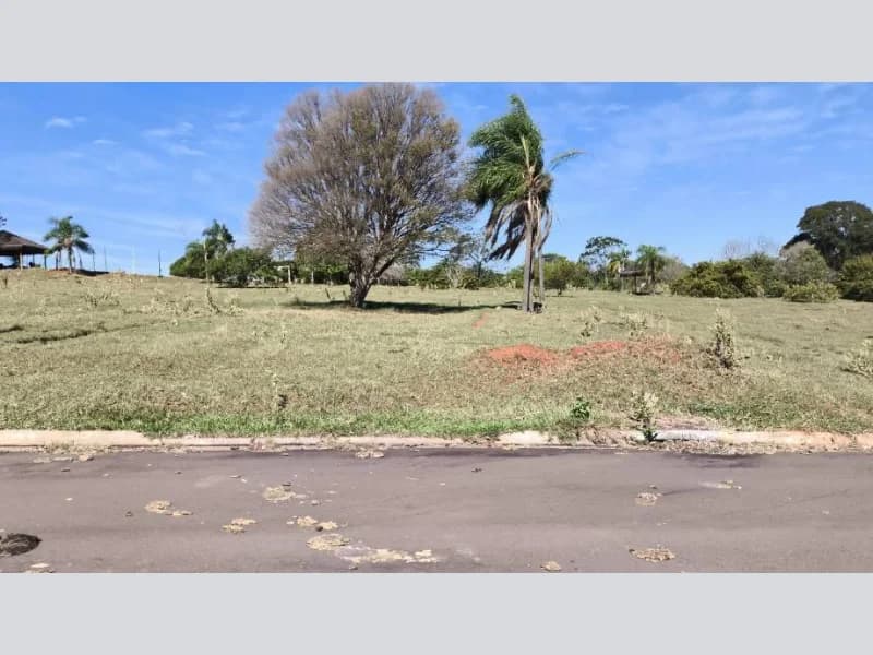 Foto 7 de 22: Terreno em leilão em Pérola - PR — Loteamento - Pérola - PR