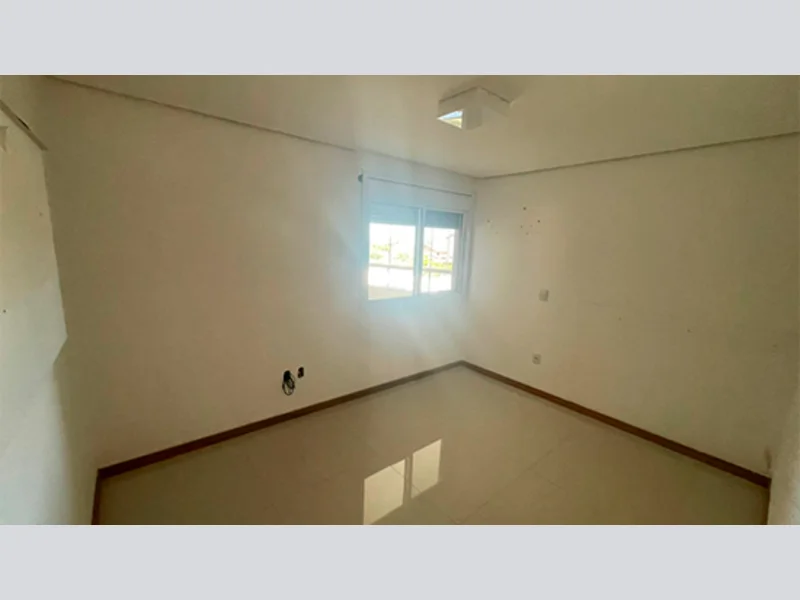 Foto 11 de 12: Apartamento em leilão em Torres - RS, bairro Praia Grande — Apartamento - Torres - RS
