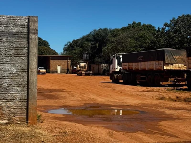 Foto 4 de 6: Comercial em leilão em Querência - MT, bairro Setor Industrial Ii — Prédio - Querência - MT