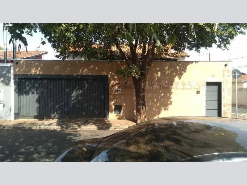 Foto 2 de 27: Casa em leilão em Uberaba - MG — Casa - Uberaba - MG