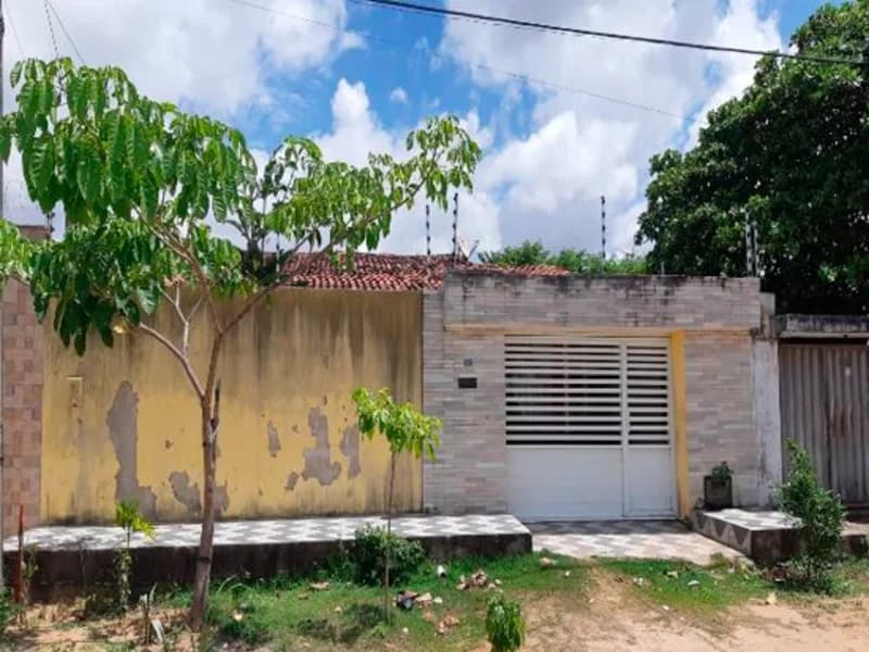 Foto 2 de 5: Casa em leilão em Natal - RN, bairro Planalto — Casa - Natal - RN