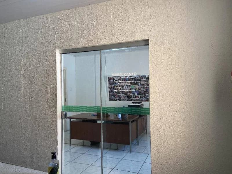 Foto 27 de 34: Comercial em leilão em Ponta Grossa - PR, bairro Centro — Sala comercial - Ponta Grossa - PR