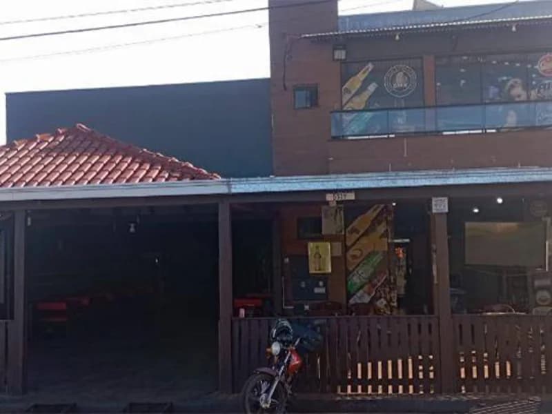 Foto 2 de 23: Comercial em leilão em Assis Chateaubriand - PR, bairro Jardim Progresso — Loja - Assis Chateaubriand - PR