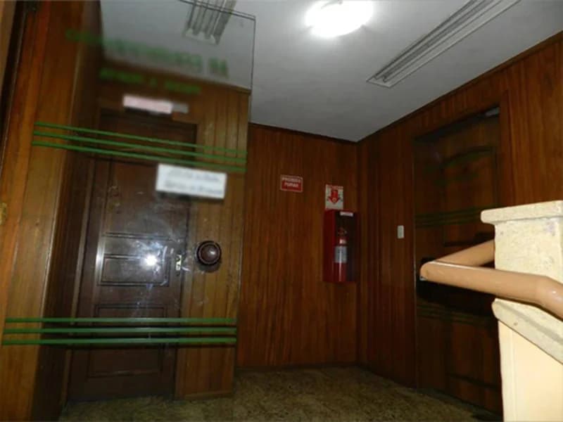 Foto 23 de 36: Comercial em leilão em Porto Alegre - RS, bairro Independencia — Sala Comercial - Porto Alegre - RS