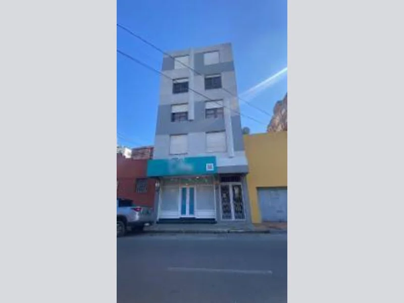 Foto 19 de 22: Comercial em leilão em Pelotas - RS, bairro Centro — Sala - Pelotas - RS