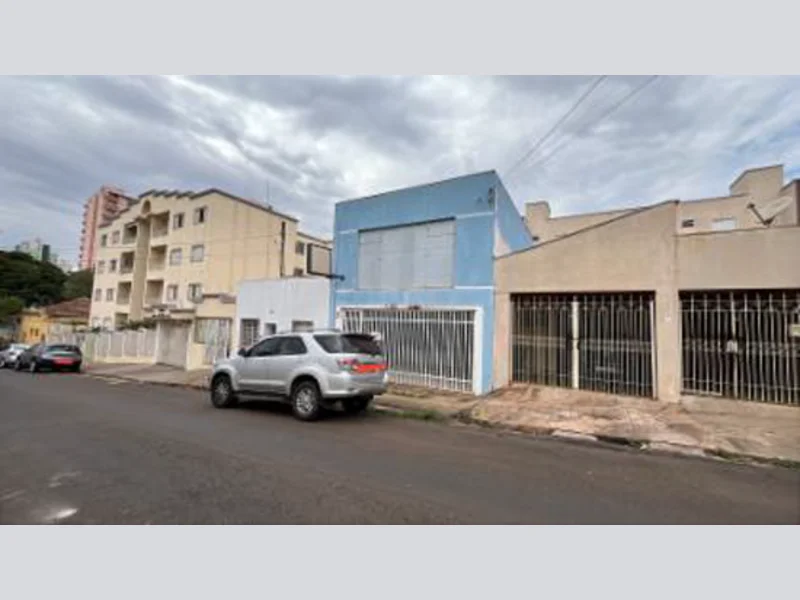 Foto 1 de 2: Comercial em leilão em São Carlos - SP, bairro Centro — Prédio Comercial - São Carlos - SP