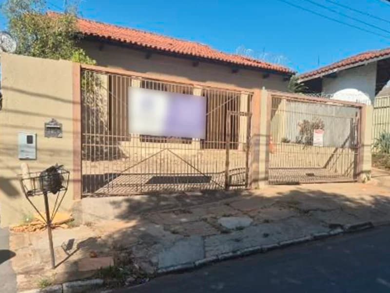 Foto 4 de 8: Casa em leilão em Goiânia - GO, bairro Setor Sul — Casa - Goiânia - GO