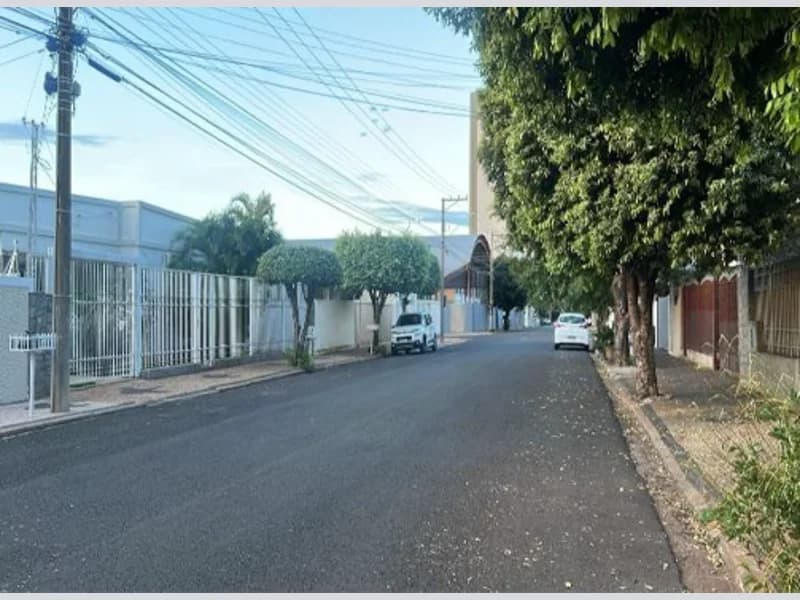 Foto 2 de 5: Casa em leilão em Tupã - SP, bairro Centro — Casa - Tupã - SP