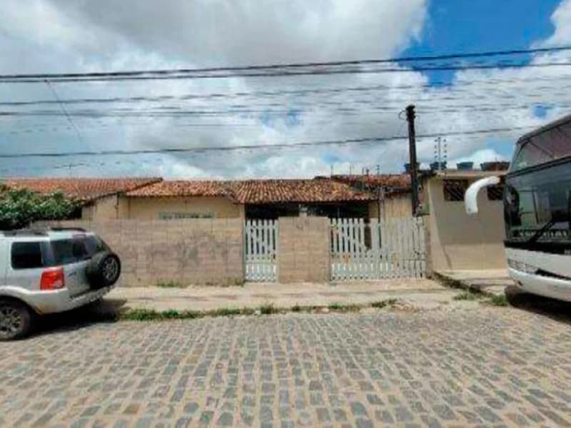 Foto 1 de 12: Casa em leilão em Gravatá - PE, bairro Prado — Casa - Gravatá - PE