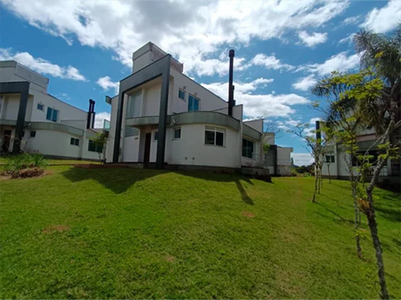 Foto 11 de 14: Casa em leilão em Santo Amaro Da Imperatriz - SC, bairro Vila Mata — Casa e duas vagas de garagem - Santo Amaro da Imperatriz - SC
