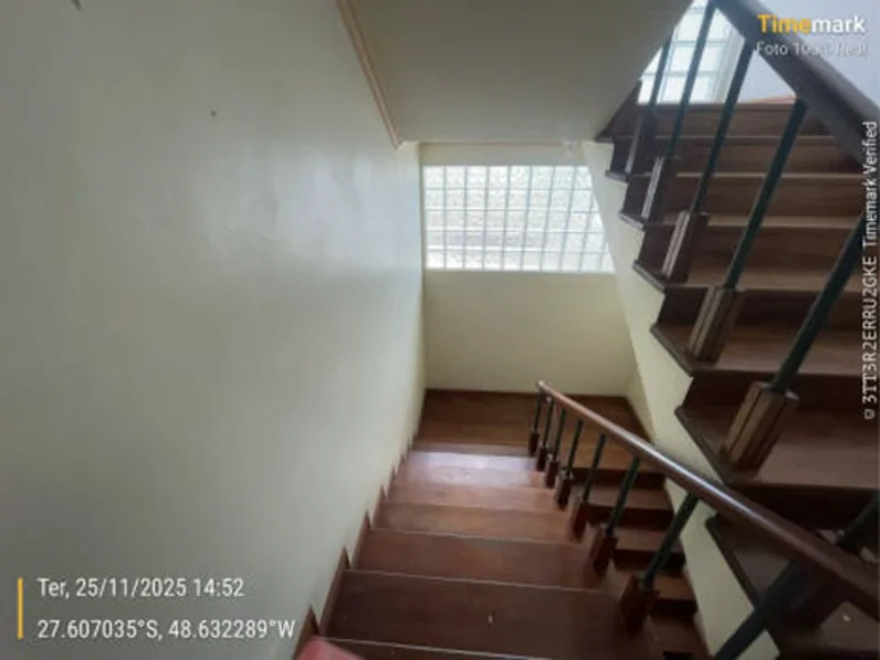 Foto 6 de 50: Casa em leilão em São José - SC, bairro Praia Comprida — Casa - São José - SC