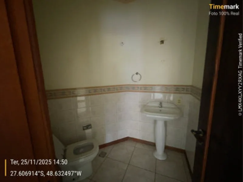 Foto 17 de 50: Casa em leilão em São José - SC, bairro Praia Comprida — Casa - São José - SC