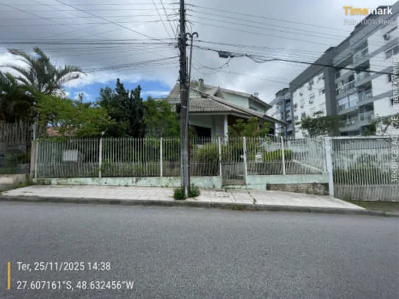 Foto 12 de 50: Casa em leilão em São José - SC, bairro Praia Comprida — Casa - São José - SC