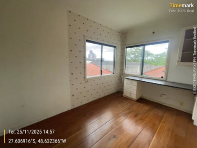 Foto 13 de 50: Casa em leilão em São José - SC, bairro Praia Comprida — Casa - São José - SC