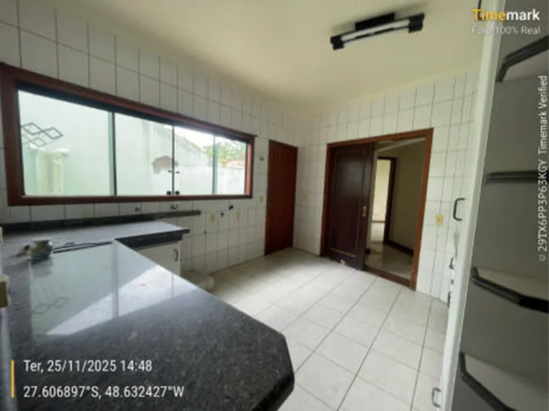 Foto 34 de 50: Casa em leilão em São José - SC, bairro Praia Comprida — Casa - São José - SC