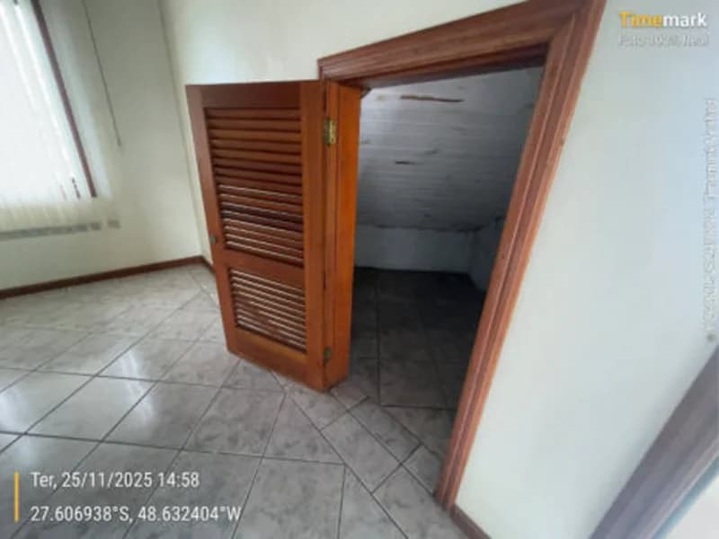 Foto 38 de 50: Casa em leilão em São José - SC, bairro Praia Comprida — Casa - São José - SC