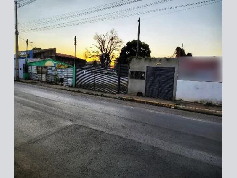 Foto 6 de 10: Terreno em leilão em Cuiabá - MT, bairro Centro Sul — Terreno - Cuiabá - MT