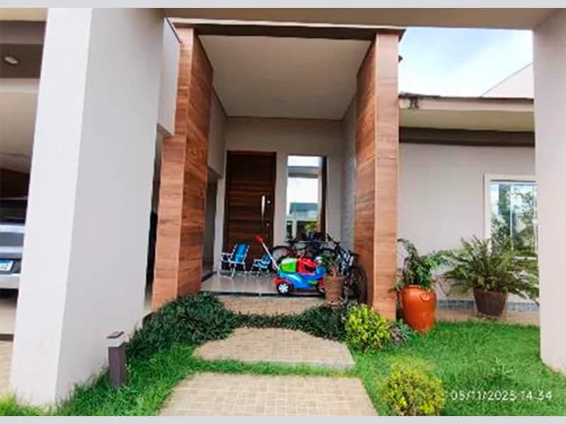 Foto 6 de 10: Casa em leilão em Nova Mutum - MT, bairro Parque dos Ingás — Casa - Nova Mutum - MT
