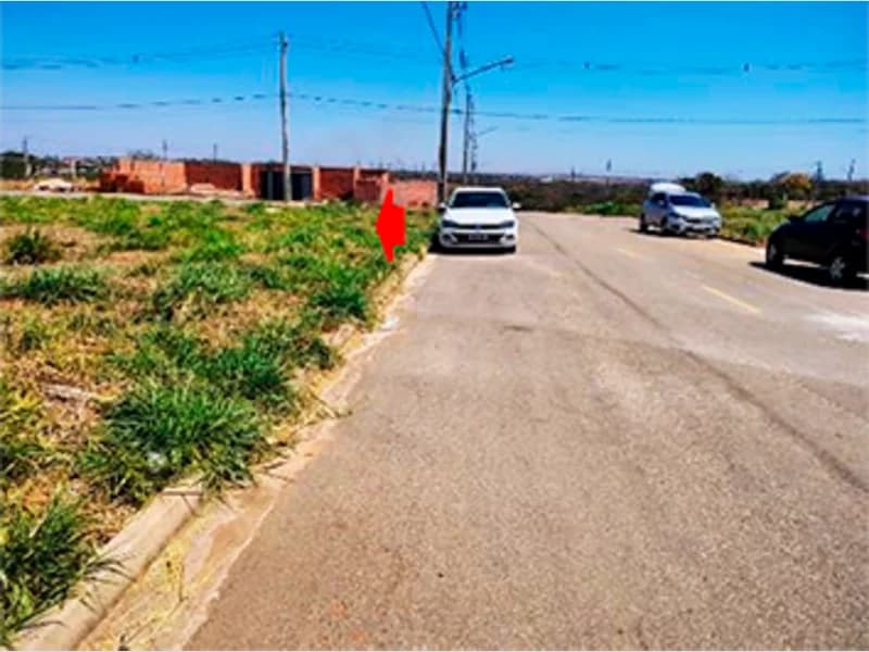 Foto 1 de 6: Terreno em leilão em Rondonópolis - MT, bairro Jardim Vitória Ruaégia — Terreno - Rondonópolis - MT