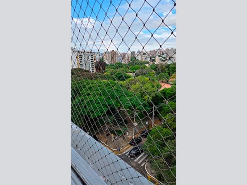 Foto 13 de 21: Apartamento em leilão em Porto Alegre - RS, bairro Moinhos de Vento — Apartamento e Vaga de Garagem - Porto Alegre - RS