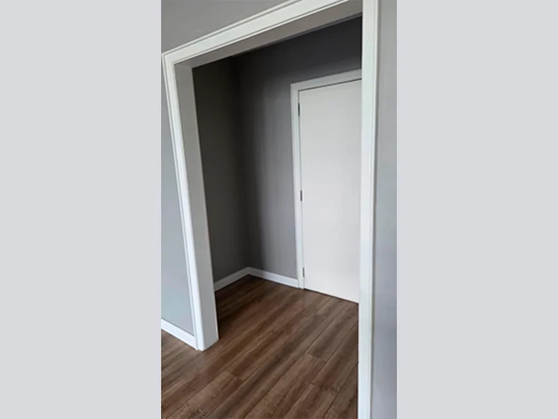 Foto 9 de 21: Apartamento em leilão em Porto Alegre - RS, bairro Moinhos de Vento — Apartamento e Vaga de Garagem - Porto Alegre - RS