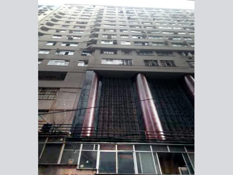 Foto 1 de 3: Apartamento em leilão em Rio De Janeiro - RJ, bairro Freguesia São José — Conjunto - Rio de Janeiro - RJ