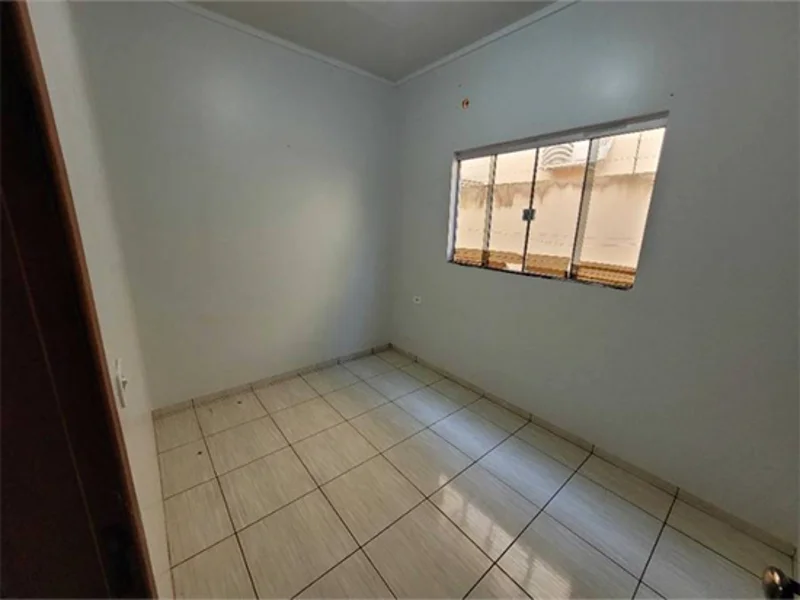 Foto 3 de 19: Casa em leilão em Santa Helena De Goiás - GO — Casa - Santa Helena de Goiás - GO