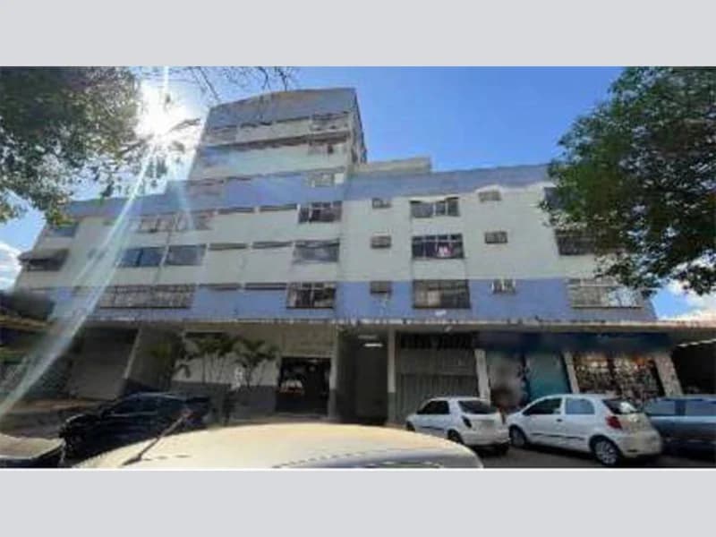 Foto 2 de 18: Comercial em leilão em Brasília - DF, bairro Setor Central — Sala - Brasília - DF