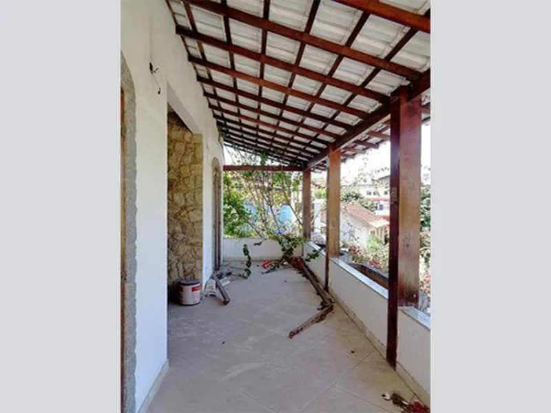 Foto 5 de 9: Casa em leilão em Rio De Janeiro - RJ, bairro Vila Valqueire — Casa - Rio de Janeiro - RJ