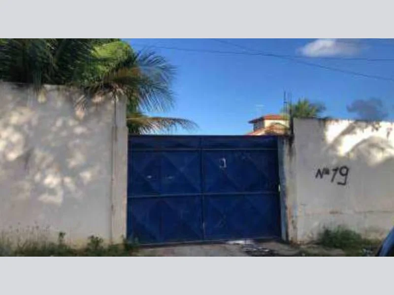 Foto 1 de 20: Casa em leilão em Camaçari - BA, bairro Loteamento Guarajuba — Casa - Camaçari - BA