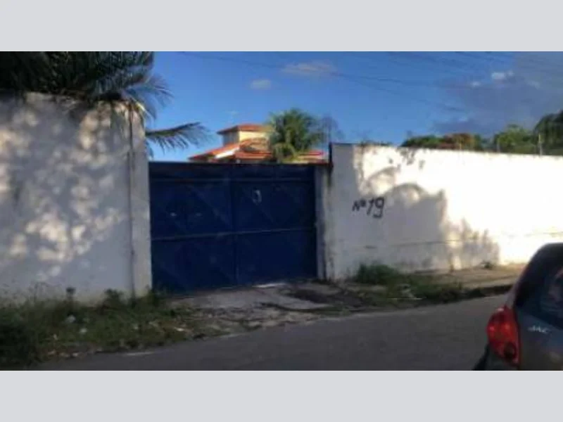 Foto 11 de 20: Casa em leilão em Camaçari - BA, bairro Loteamento Guarajuba — Casa - Camaçari - BA