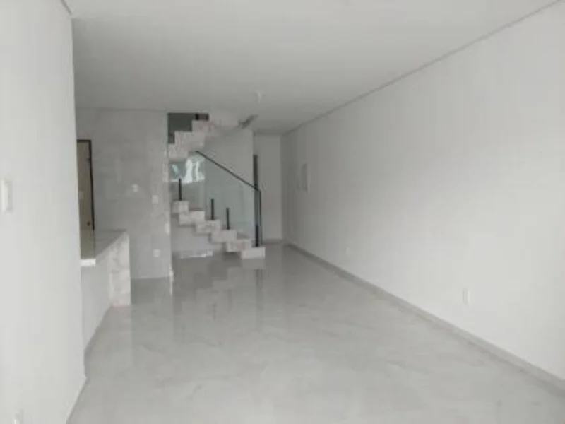 Foto 2 de 16: Casa em leilão em Eusébio - CE, bairro Timbu — Casa - Eusébio - CE