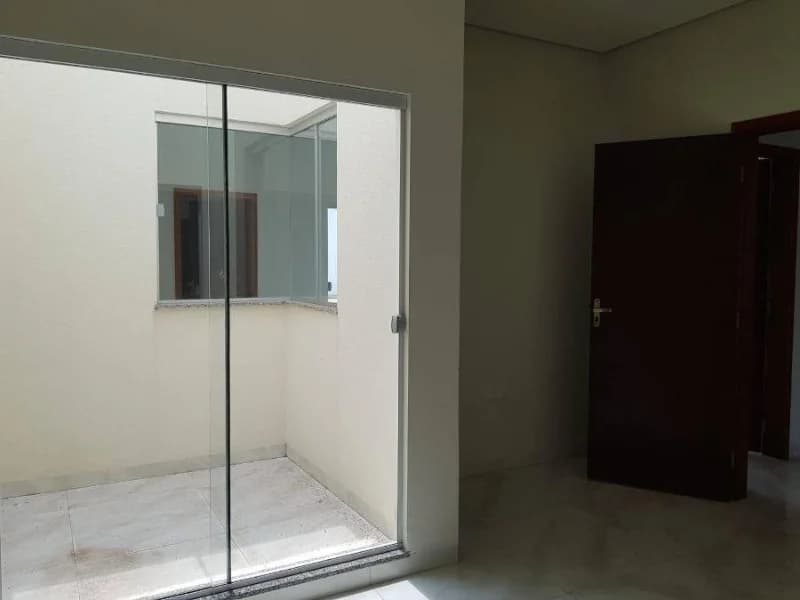 Foto 2 de 16: Casa em leilão em Juara - MT, bairro Centro — Casa - Juara - MT