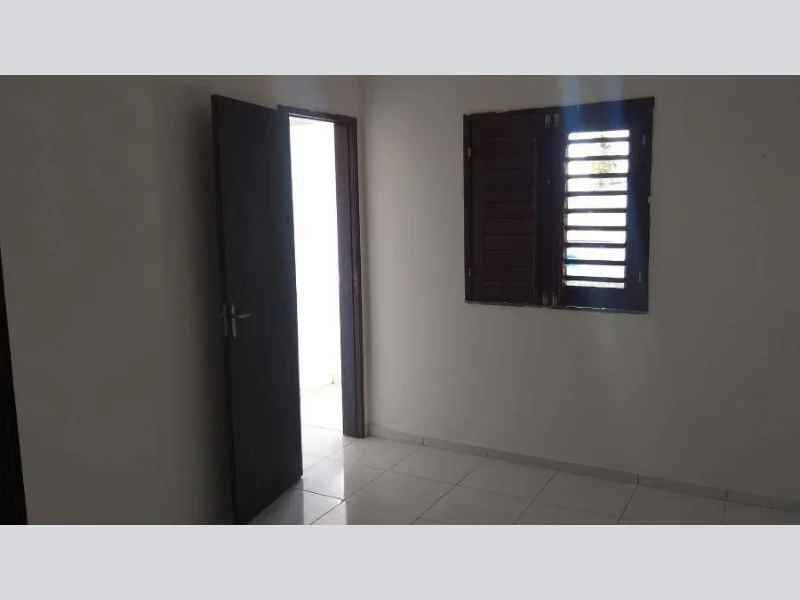 Foto 10 de 22: Apartamento em leilão em Horizonte - CE — Casa - Horizonte - CE